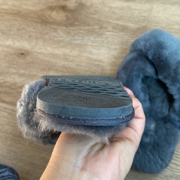 Lamo  sheepskin slippers. Size m - Picture 4 of 5